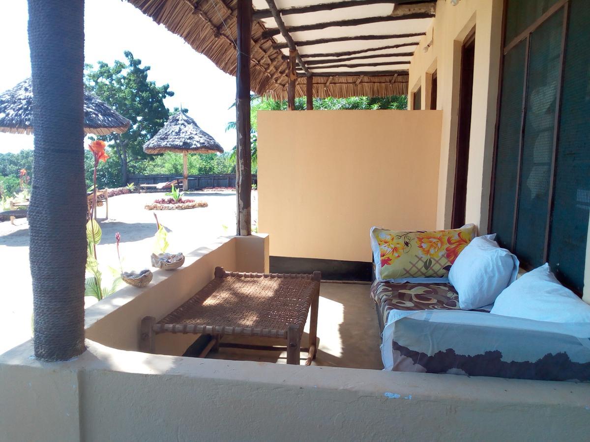 Chole Foxes Lodge Bagian luar foto
