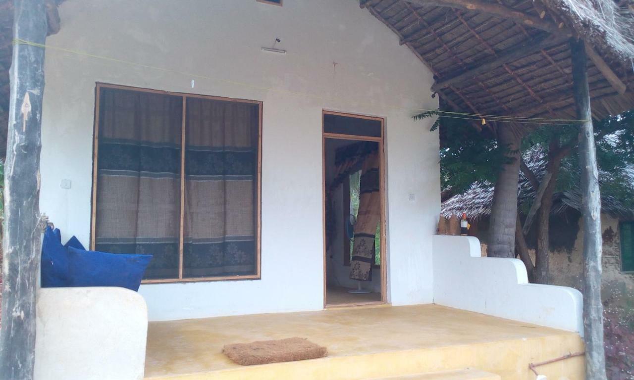 Chole Foxes Lodge Bagian luar foto